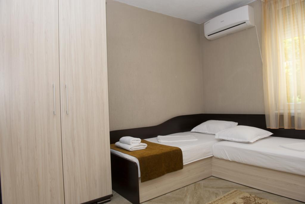 Hotel St.St. Constantine&Helena Sandanski Exterior foto